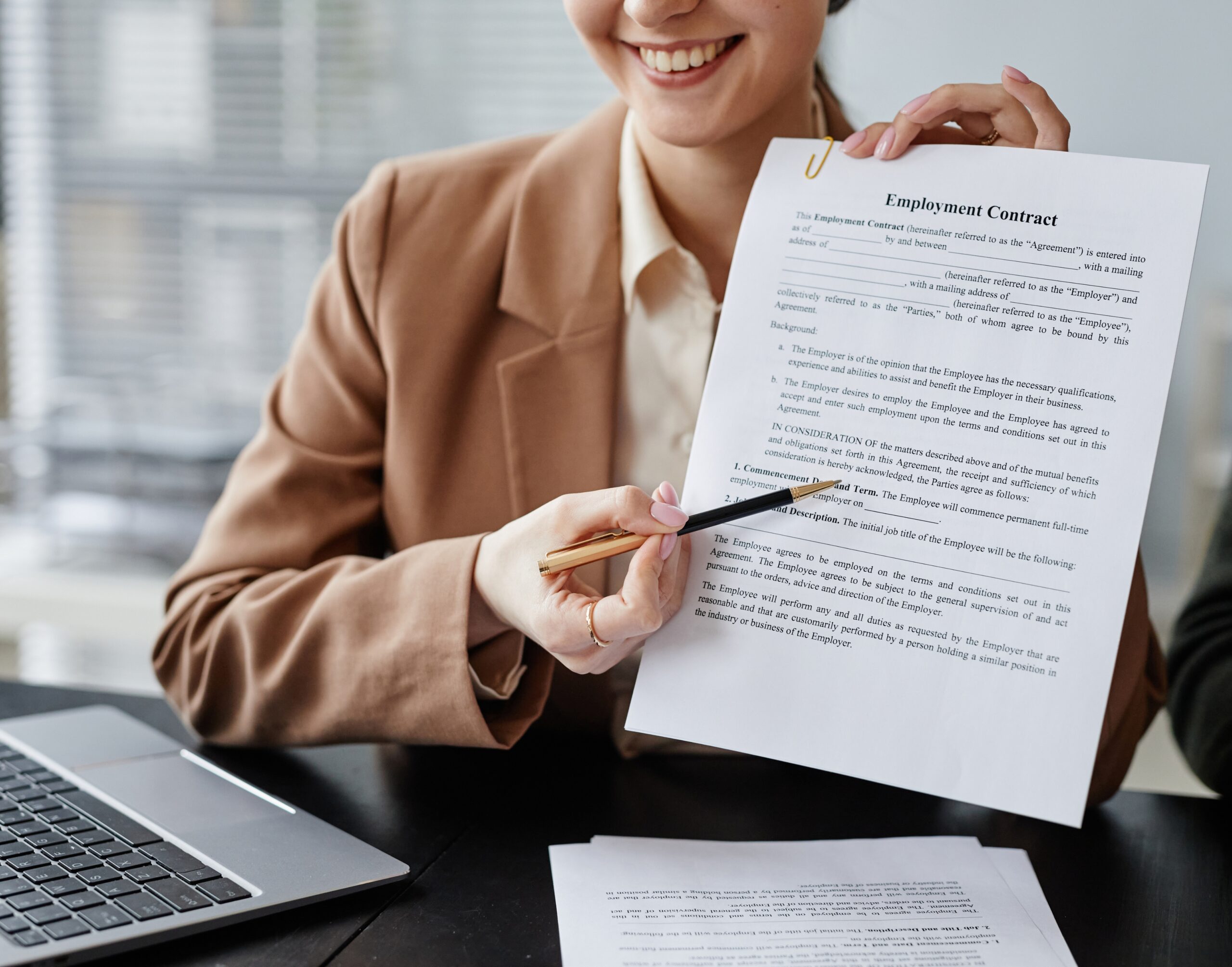 How to Navigate Employment Contracts: Protect Your Business and Employees